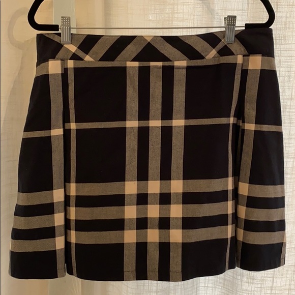 Burberry Dresses & Skirts - Burberry Golf Skirt